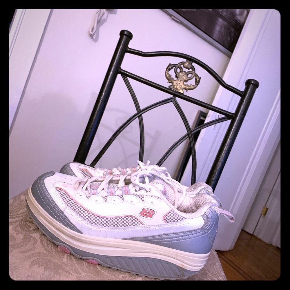 Skechers sneakers!